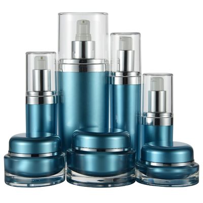 Un bon prix. Bouteille acrylique en forme ovale personnalisée 15 ml 30 ml 60 ml pour le sérum industriel de soins de la peau en ligne