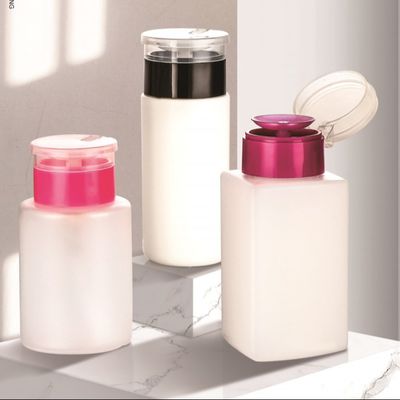 Un bon prix. 100-200 ml de pompe à ongles en plastique pour soins personnels en ligne
